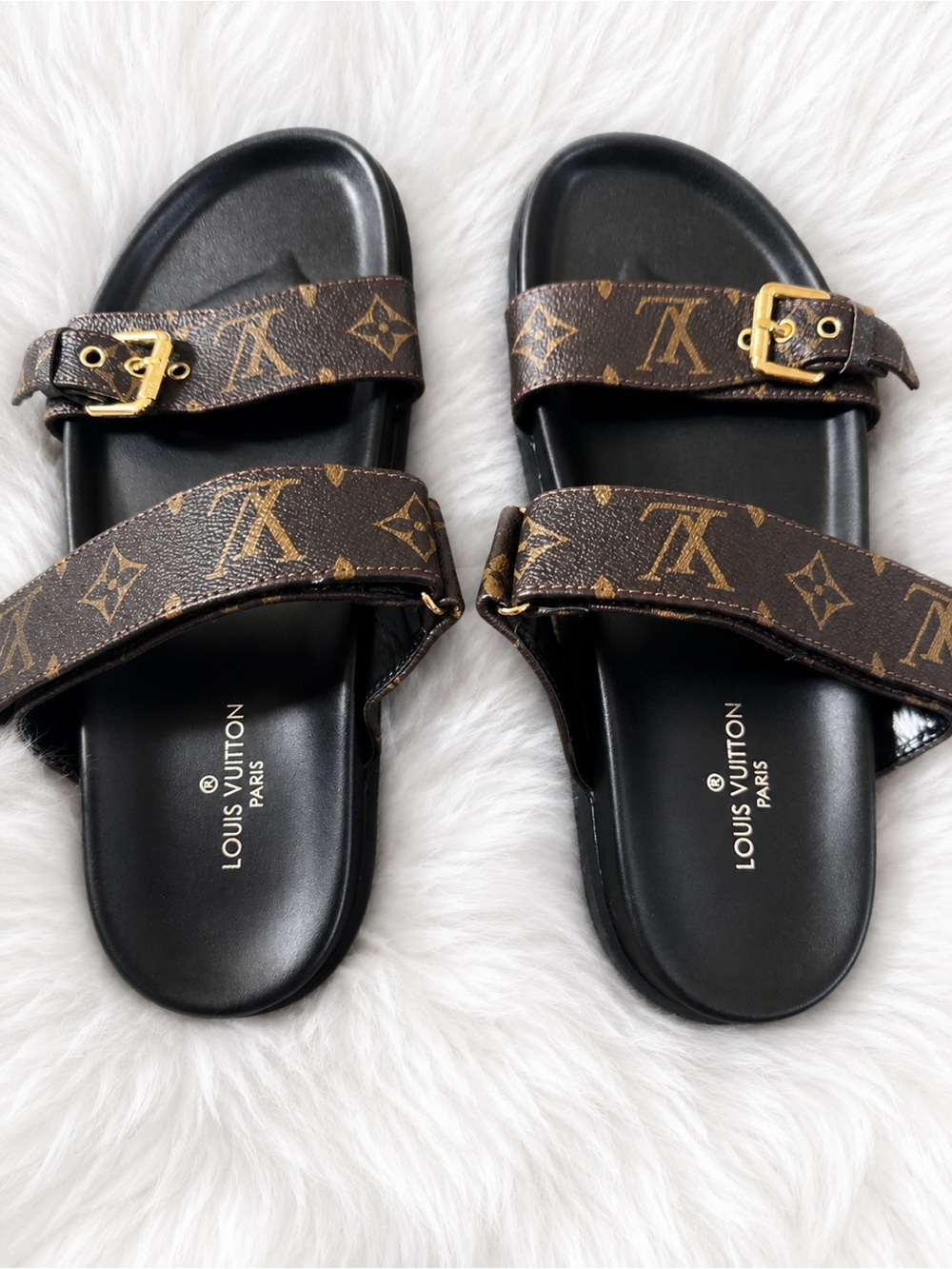 Louis Vuitton Monogram Rubber Sole Sandals - Black & Brown 8. 8.5